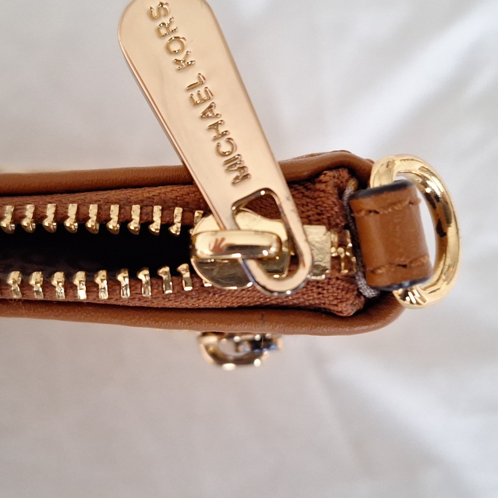 Michael Kors - Picture 3 of 5